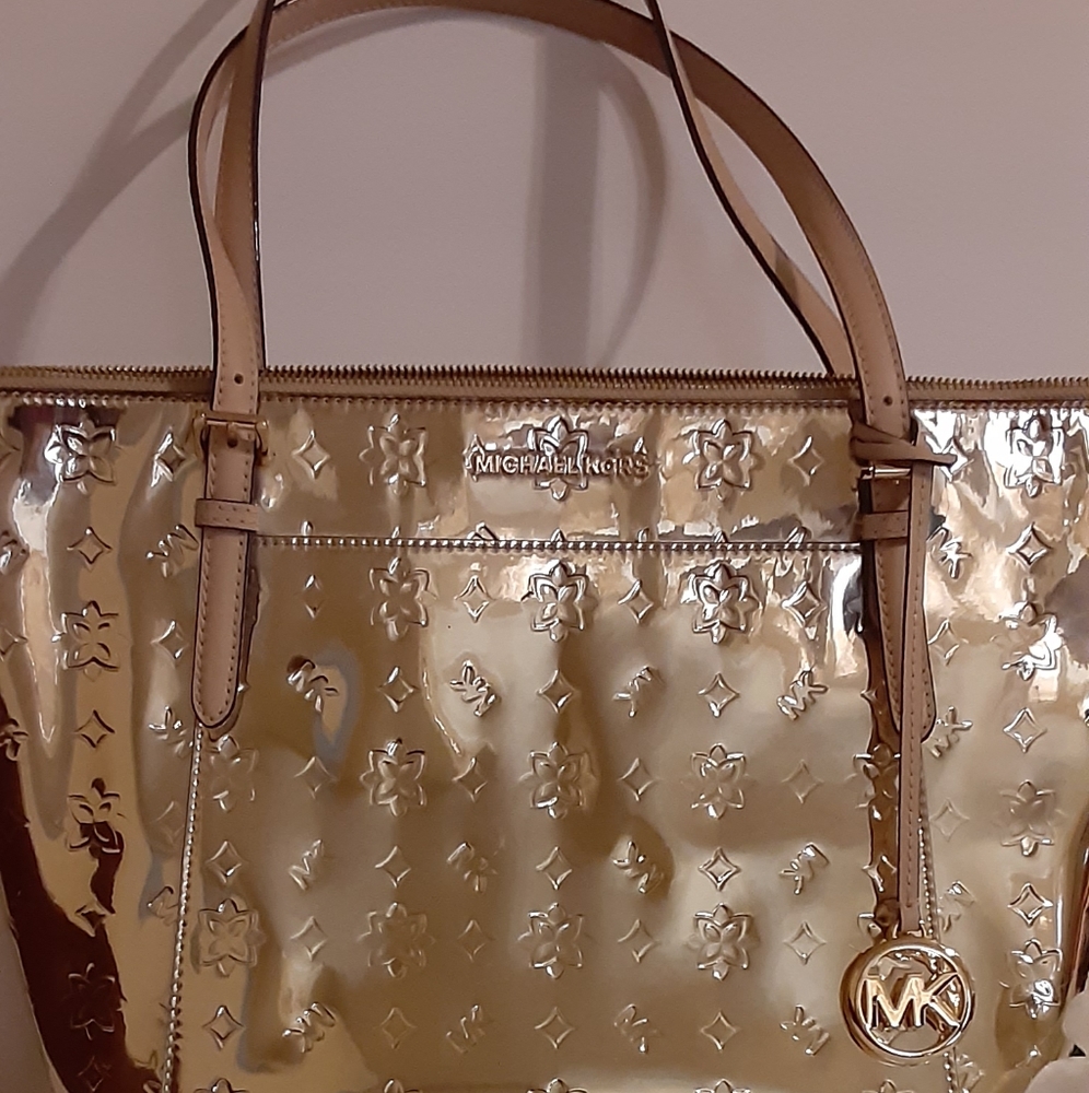 MICHAEL KORS EMMY METALIC